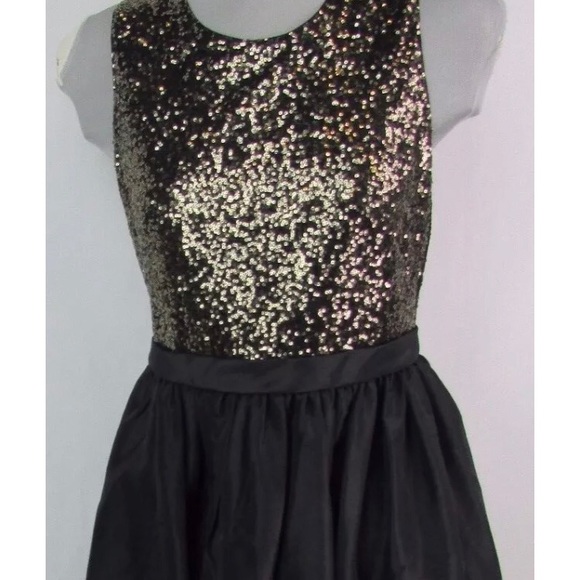 Calvin Klein cocktail dress - Picture 3 of 4